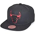 Mitchell & Ness Men Snapback Caps Solid Teams Siren Chicago Bulls Black one Size