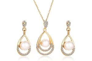 Yienate Bridal Crystal Pearl Jewelry Set Pearl Pendant Necklace Zirconia Rhinestone Teardrop Dangle Pearl Earring Set Gold Wedding Jewelry Set for Women Girls
