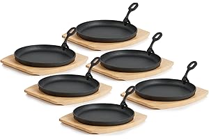 BBQ-Toro Gusseisen Servierpfännchen mit Holzunterlage (6 Stück) | Ø 22 cm - rund | bereits eingebrannt - preseasoned | Grillpfännchen mit abnehmbarem Griff | Gusseisenpfanne, Paella Pfanne
