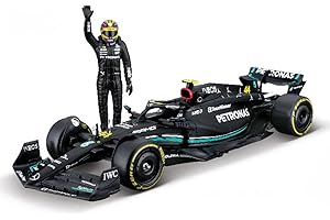 Bburago - Mercedes AMG Petronas W14 Lewis Hamilton #44 2023 - Maquette réaliste de Voiture à l'échelle 1:24 et Personnage de Lewis Hamilton, Licence Officielle Mercedes, âge recommandé 14+ Ans