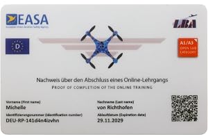 Roboterwerk drone driving licence - EU certificate of competence open category (A1/A3 and A2) with QR code, size credit card, with over 600 dpi