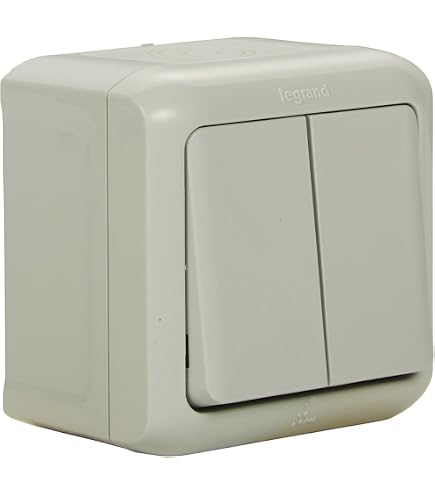 Legrand 782391 Forix – Presa Con Interruttore IP44 Orizzontale, Per Ambienti Umidi, Bianco, Montaggio A Parete