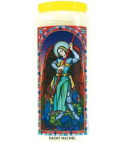 Una Vetrata Raffigurante San Michele Arcangelo Che Uccide Satana Dopo Un Dipinto Di Guido Reni Di 1636 Btc4na