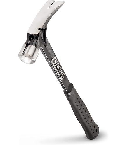 thumbnail image 2 of OX TOOLS Pro 20oz Milled Face Framing Hammer With Anti-Vibration Neck & Magnetic Nail Starter 2 of 10