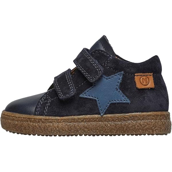 Un duetto Naturino di sneakers per bimbo e bimba