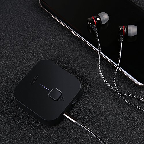 AUKEY Ricevitore Bluetooth 4.1, Adattatore Audio Portatile con Microfono Incorporato per Chiamate in Vivavoce, Musica Stereo da Altoparlanti Auto con 3,5 mm Jack per Smartphone e altri Dispositivi