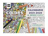 Calendario 1 mes por página con información de utilidad, juego de 165 pegatinas temáticas a todo color y plantilla de horario recortable.