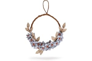 ‎ÉN GRY & SIF Én Gry & Sif Osterkranz mit blauen Blüten aus Filz, Ostern, Frühling, Osterdeko, Kranz, Handmade, Fairtrade | Türkranz mit taubenblauen Blüten, Ø25 cm