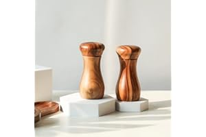 DeroTeno Set Macina Sale e Pepe con Vassoio per Macinino, Set di 2 Macina Sale e Pepe con Macinino in Ceramica Legno di Acacia, Altezza 13 cm, Diametro 6 cm