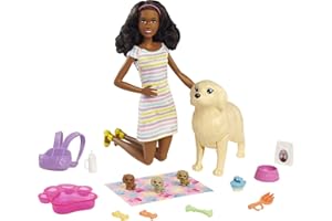Barbie - Playset Cuccioli Appena Nati, con Bambola Barbie Castana da 30 cm Circa, Cagnolina Che Partorisce, 3 Cuccioli e Accessori per Nutrirli, Giocattolo per Bambini 3+ Anni, HCK76