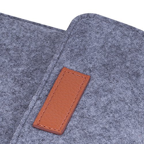MoKo Universal 6 Zoll Felt Sleeve Hülle – Tragbare Filz Schutzhülle Tasche für Tablets, Kobo Touch 2.0, Kobo Glo HD, Tolino Shine 2HD, Tolino Vision 3HD E-Book E-Reader, Verschluss mit Druckknopf, Hellgrau - 6