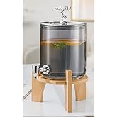 ASSA BAZAAR G&uuml;m&uuml;ş F&uuml;me Cam Şerbetlik &ndash; Ahşap Standlı & Musluklu 1.5 Litre Beyaz