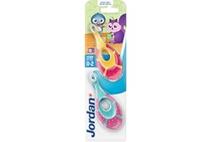 JORDAN* Jordan ® | Step 1 Baby Spazzolino da denti per bambini da 0 a 2 anni | Lo spazzolino originale per bambini con setole extra morbide e morbido massaggiagengive per gomme e Easy Grip | confezione da 2