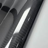 esemiz 5d Ultra Parlak Dayanıklı Kendinden Yapışkanlı &Uuml;st Kısmı Koruma Jelatinli Hava Kanallı Siyah Karbon Fiber Folyo (30cm 