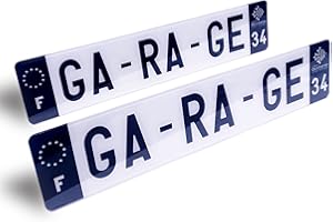 Générique 2 Plaques Auto Noires - Plaques décoratives pour Voiture côtés Noirs - Plaques Fantaisies 520 x 110 mm - résistance aux Chocs, aux intempéries et Anti UV - avec Rivets