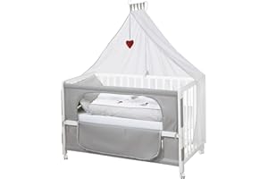 ‎ROBA roba Beistellbett 60 x 120 cm - Adam & Eule Room Bed - Babybett zum Anstellen an Elternbett - Inklusive Matratze, Bettwäsche, Himmel - Mobil & Höhenverstellbar - Holz weiß