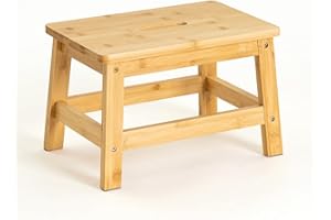 LOLAhome Taburete Escalón de Madera de Bambú Natural con Asa Integrada y Protección Anti-Rayaduras en Las Patas de 38x26x25 cm y Resistencia de 150 kg para Cocina y Baño.