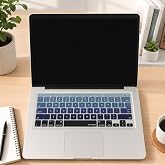 McStorey Silikon Klavye Koruyucu MacBook Air &amp; MacBook Pro Uyumlu &ndash; Amerikan İngilizce &ndash; Ultra İnce &ndash; A1278 A1369 A1466 A1502