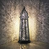 Prachtvolle Orient-Laterne im marokkanischen Stil. Wunderschön verarbeitet mit zahlreichen Mustern im Metall.
