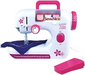 Lena 42521 Machine A Coudre Pour Enfants Avec Poignee Pedale Couvercle De Protection Aide A L Enfilage Fil A Coudre Aiguille Ruban A Mesurer Kit De Couture Pour Enfants A Partir De 8 Ans