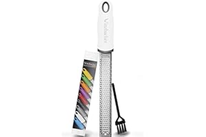 Winzbacher – Râpe Zesteur Premium | Râpe à Parmesan, Citron, Muscade, Gingembre | Lame en Acier Inoxydable Ultra-Tranchante | Passe au Lave-Vaisselle | Brosse de Nettoyage Incluse