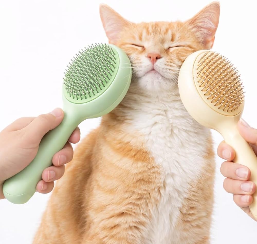 Jouis Kedi ve Köpek Tarak Tüy Toplama – Basmalı Kendini Temizleyen Evcil Hayvan Bakım Fırçası, Yuvarlak Tasarım, Çelik İğneli, Ergonomik Saplı, Tüm Tüy Tiplerine Uygun