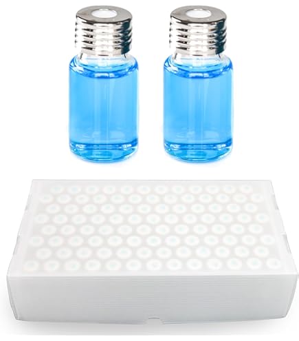 Mockup Van Een Bruin Glazen Flesje Met Een Pipet. Serum Of Olie Voor Gezicht En Lichaam Rond Houten Podium Op Beige Achtergrond Image271299669