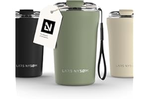 LARS NYSØM Mug Isotherme Cafe to-go avec sangle et couvercle en tritan 380ml | Tasse de voyage 0.38 litre avec isolation | Tasse thermique étanche en acier inoxydable (Sage Green, 380ml)