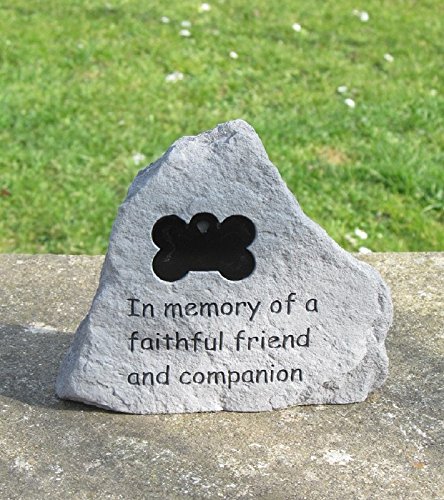 Kay-Berry-Memorial-Stone-Dog-9902