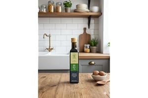 Odenwälder Lebensmittel Premium Walnuss-Öl, 100% Genuss mit feinem Aroma, Ideal zum Braten, Marinieren & Verfeinern – Made in Germany (250 ml)