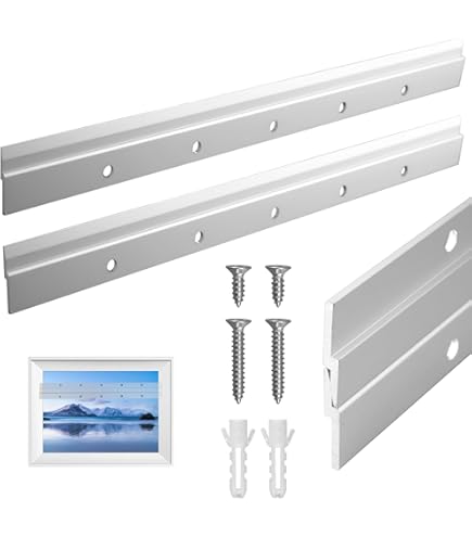 De Kaders Hangen Op Klemmen. Fotokader Dat Foto's Clothespin En Touw Hangt Retro Lege Malplaatjes Voor Fotografiegeheugen Van Het 218924024 De Kaders Hangen Op Klemmen. Fotokader Dat Foto's Clothespin En Touw Hangt Retro Lege Malplaatjes Voor Fotografiegeheugen Van Het 218924024