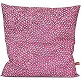 Kissen in rosa mit weißen Punkten