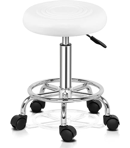Tabouret à roulettes avec repose-pieds, capacité de poids 204 kg, rond tabouret roulant, hauteur réglable, chaise pivotante en cuir PU épais, pour salon, spa, massage, tatouage, clinique, noir | FR