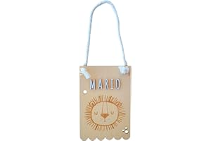 nagu® Leone. Ghirlanda bandierina in legno con il nome del bambino/a da appendere alla porta o come decorazione murale nella stanza dei bambini. Targhetta personalizzata per ragazzi o ragazze