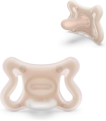 Suavinex, Fopspeenhouder Voor Baby's, Het Vervoer Van 2 Fopspeen Robuuste En Gemakkelijk Te Reinigen Tas Met Flexibele Riem Om Op Hangen Aan Kinderwagen Of Kinderbed Veilige Sluiting 3622250067