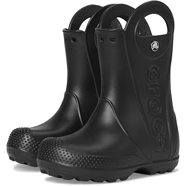 Stivali con risvolto: sono tornati di moda el icone Givenchy | iO Donna