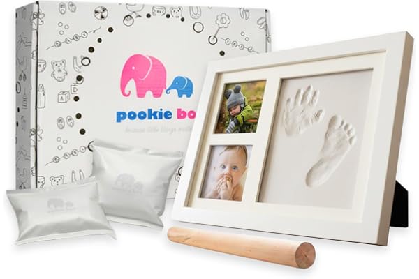 Pookie Boo Kit Empreinte Pieds et Mains Bébé - Idée Cadeau de Noë - Cadre Bois, Verre Acrylique, Support pour 2 Photos - Idée Cadeau pour Enfants, Jeunes Mamans et Papas