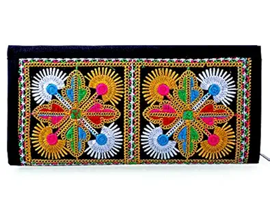 para Women Traditional Hand Clutch Ladies Embroideries Wallet, Black
