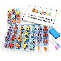 VEVOR Tableau Noir Magnétique 89x117 Cm Tableau à Craie Noir Avec Cadre En Bois Montage Mural 4 Marqueurs 1 Effaceur Tableau D'Affichage Pour Idées Photos Message Publicitaire Menue Bar Café Domicile