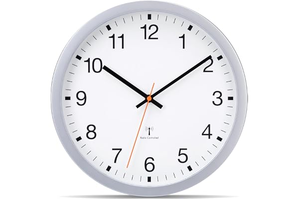 VIVILINEN Tyst radiostyrd väggklocka utan tickande ljud, 30 cm, modern designväggklocka för sovrum, kök, vardagsrum, automatisk tidsändring (silver, 30 cm)