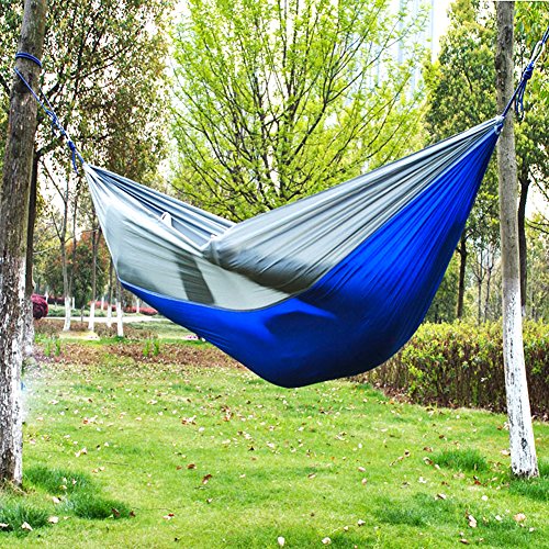 Camping Hängematte, FILWO Tragbare Hängematte für Outdoor Indoor Reise Garten Strand, Große Hängematte 270 x 140CM Tragfähigkeit bis zu 300KG 660LB für 1 oder 2 Erwachsene Doppel Hängematte (Royalblau + Grau) - 2