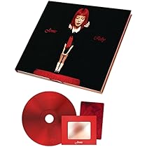 Rosé - R CD DIGIPACK Price: $32 Release: 14/05/2021 Pre order 1-2 weeks after release Detail information - 4 Exclusive postcard images - Exclusive double-sided poster - CD