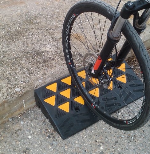 Gummi bordsteinrampen 10 cm Mittelteil - 7