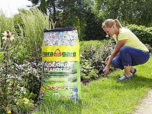 Floragard Florahum Pflanzerde 70 L - 3