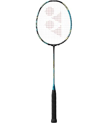 YONEX ASTROX 100 TOUR ４Ｕ５ Yonex Astrox 100 Tour Strung Badminton Racquet, 4U5 (Kurenai