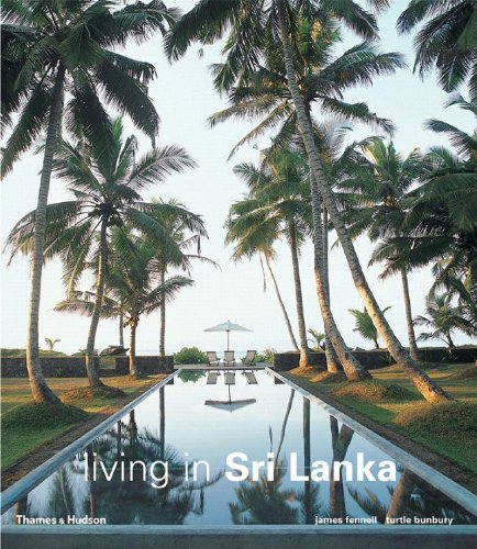 Living in Sri Lanka: with 250 Colour Illustrations