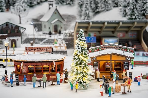 FALLER 134006 H0 2 julmarknadsbutiker med upplyst julgran spårvidd H0