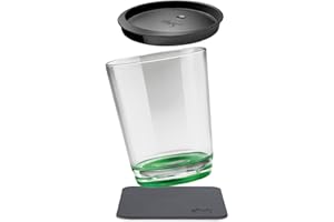 SILWY EINFACH ANZIEHEND. Silwy® Bicchiere magnetico in colore verde sour con coperchio a tenuta stagna e cuscinetto in gel nano in metallo per un posizionamento e un trasporto stabile, perfetto per campeggio e barca