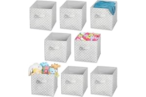 mDesign Set da 8 Scatola Contenitore in Tessuto di Forma cubica – Scatole per armadi dal Design Pieghevole e con Manico – Contenitore per Giocattoli dal Design a Pois – Grigio/Bianco