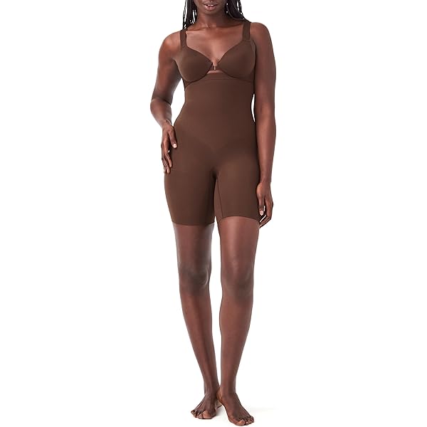 SIZE E SPANX® Higher Power Capri Shaper in Black at Nordstrom(Colors Vary